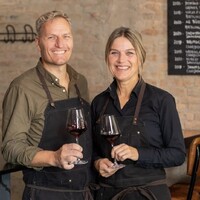 VINBAREN Næstved logo - Similar company to Triple Arm Technique