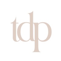 The Deluxe Pup logo - Similar company to Design Set Match