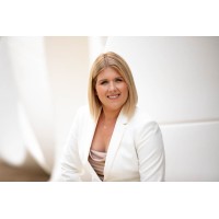 Malgorzata Jasinska Fotografka sektora Health Care logo - Similar company to Lual.Shots / Fotografia•Edycja•Grafika•Szkolenia•Sprzedaż Art_Dzieła•Rękodzieło / Lyuda Lual_