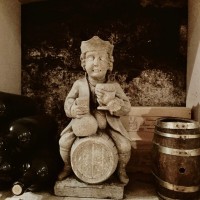 Wine Equation logo - Similar company to Delta Négoce