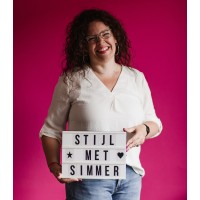 Stijl met SIMMER logo - Similar company to Toos Franken