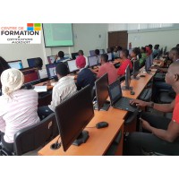 Centre de Formation+Certifications Microsoft logo - Similar company to Green Cloud Consortium