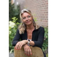 Ingrid Wanders Coaching & Training logo - Similar company to Vanderbeek Solutions