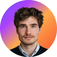 Hunter by HiringAgents.ai logo - Similar company to Radius Media Group