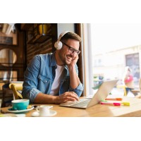 ESPANHOL COM CARLOS - AULAS ONLINE  - NEGÓCIOS, PREPARATÓRIO DELE - SIELE, INTERCAMBIO, TURISMO. logo - Similar company to Juanstudio