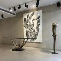 P gallery sculpture logo - Similar company to Thalatta.Art