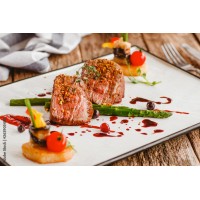 UHNWI Private Chef logo - Similar company to Performance Project