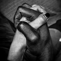 Connecting Humans logo - Similar company to Iteamedup