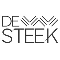 De Steek logo - Similar company to Sample House Nl