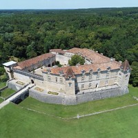 Château Royal de Cazeneuve logo - Similar company to Agra Gestion