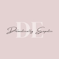 Dramatically Expatic logo - Similar company to Tripiamo Inc.