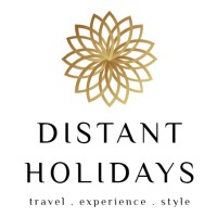 Distant Holidays logo - Similar company to Sybernetics Digital
