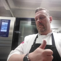 Chef Marko Vauhkonen logo - Similar company to Ravintolakolmio-Konserni