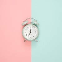 25 Hours logo - Similar company to Mindl 🍥