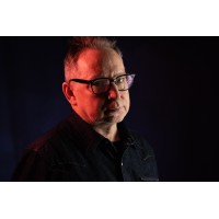 Michel Rosenmann Photographie logo - Similar company to Le Neuf Cinq - 95 Magenta