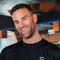Restrive - Health and Performance Coaching by James Appleton logo - Similar company to Migodi
