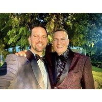 Darren and Mike logo - Similar company to Vpnhunt