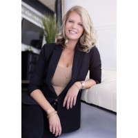 Cozy Corners Home Staging and Design logo - Similar company to The Tomkat Studio