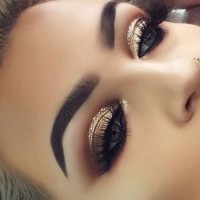 Devezin Cosmetics logo - Similar company to Elysian Cosmetics