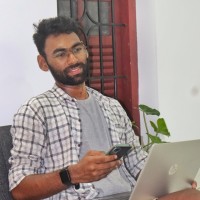 VENTURE NAVIGATOR logo - Similar company to Wezume