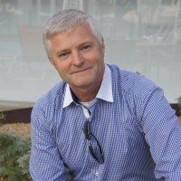 Derek O'Neill logo - Similar company to Sparkle Wellness