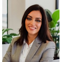 Nadine Abdelnour- Holistic Nutritionist & Hormone Health Coach logo - Similar company to Wein App