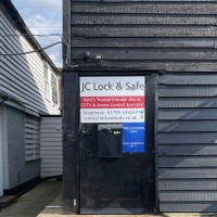 JC Lock and Safe logo - Similar company to Stratview Research