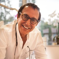 Celebrity Dentist logo - Similar company to My Dentist For Life Of Plantation