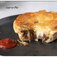 Luv A Pie logo - Similar company to Peter'S Pies
