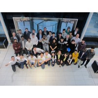 BA business management with entrepreneurship degree at Hull university Business School logo - Similar company to Hull Electric Racing Team