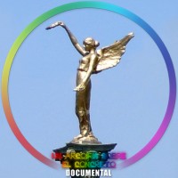 Película documental Un Arcoíris Sobre el Concreto logo - Similar company to Fandom Película