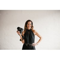 Businessfotografie Stefanie Lippert logo - Similar company to Authentische Businessfotografie | Meike Kuether