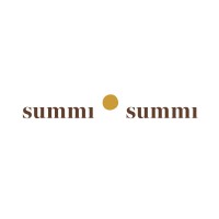 SUMMI SUMMI logo - Similar company to Dickory Dock