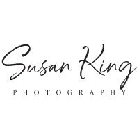 Susan King Photography logo - Similar company to Liliputi | Lilimi Babywearing Ltd.