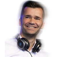 MainDJ - Wedding DJ logo - Similar company to Better Payment Germany Gmbh