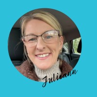 Julieann Personal Branding logo - Similar company to Chad Research Uk