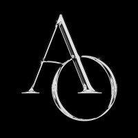 AurOnline logo - Similar company to V(Room))