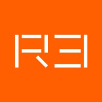 R3PLICA logo - Similar company to Climbo